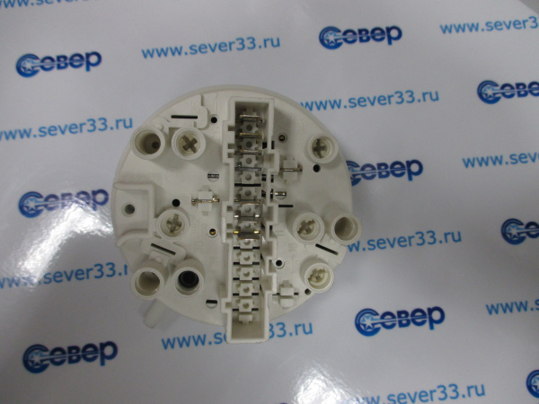 Реле уровня 132364840 Electrolux (132082271)